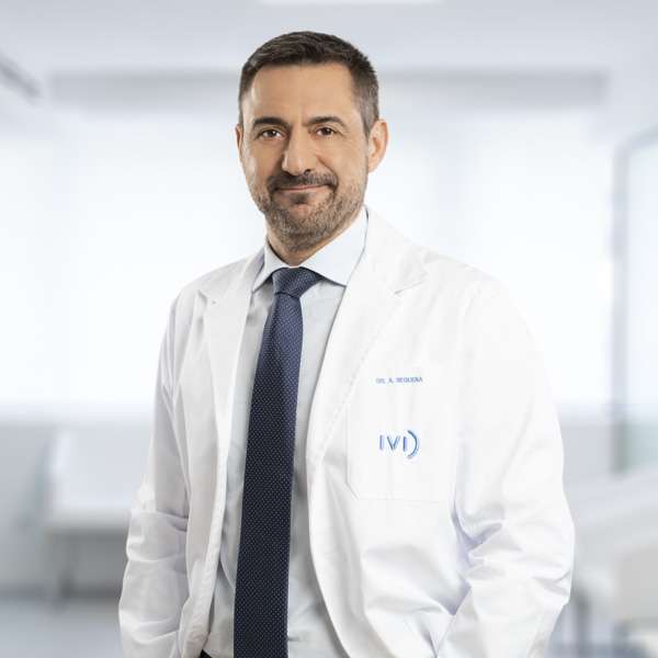 Dr. Antonio Requena